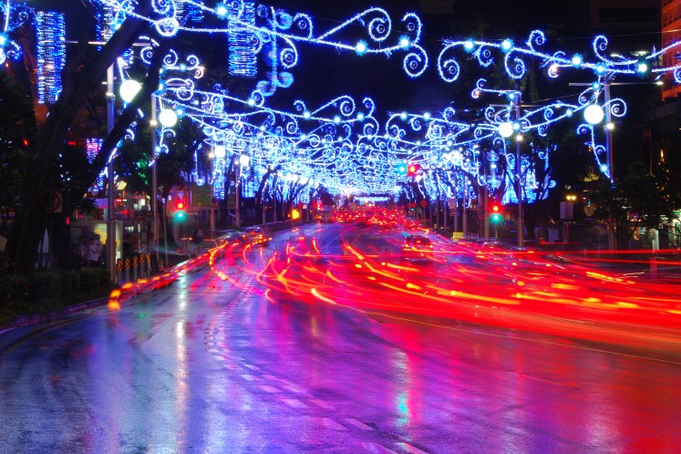 streets_in_lights_festive